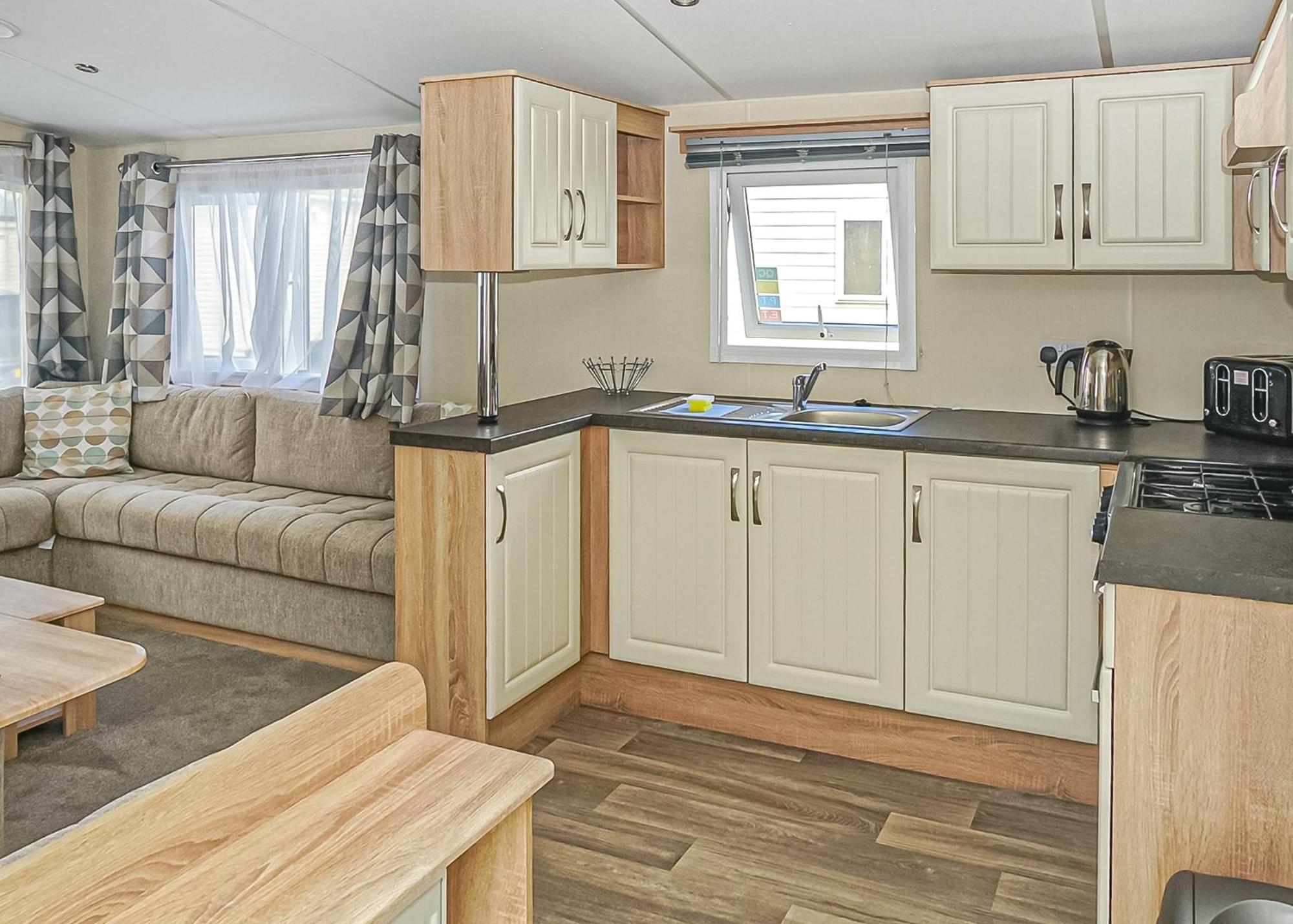Silver Birch Caravan Park Talacre Exteriör bild