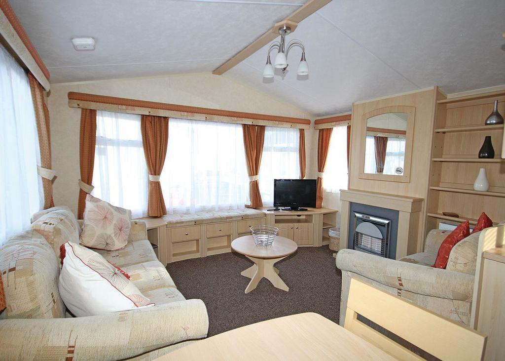 Silver Birch Caravan Park Talacre Exteriör bild